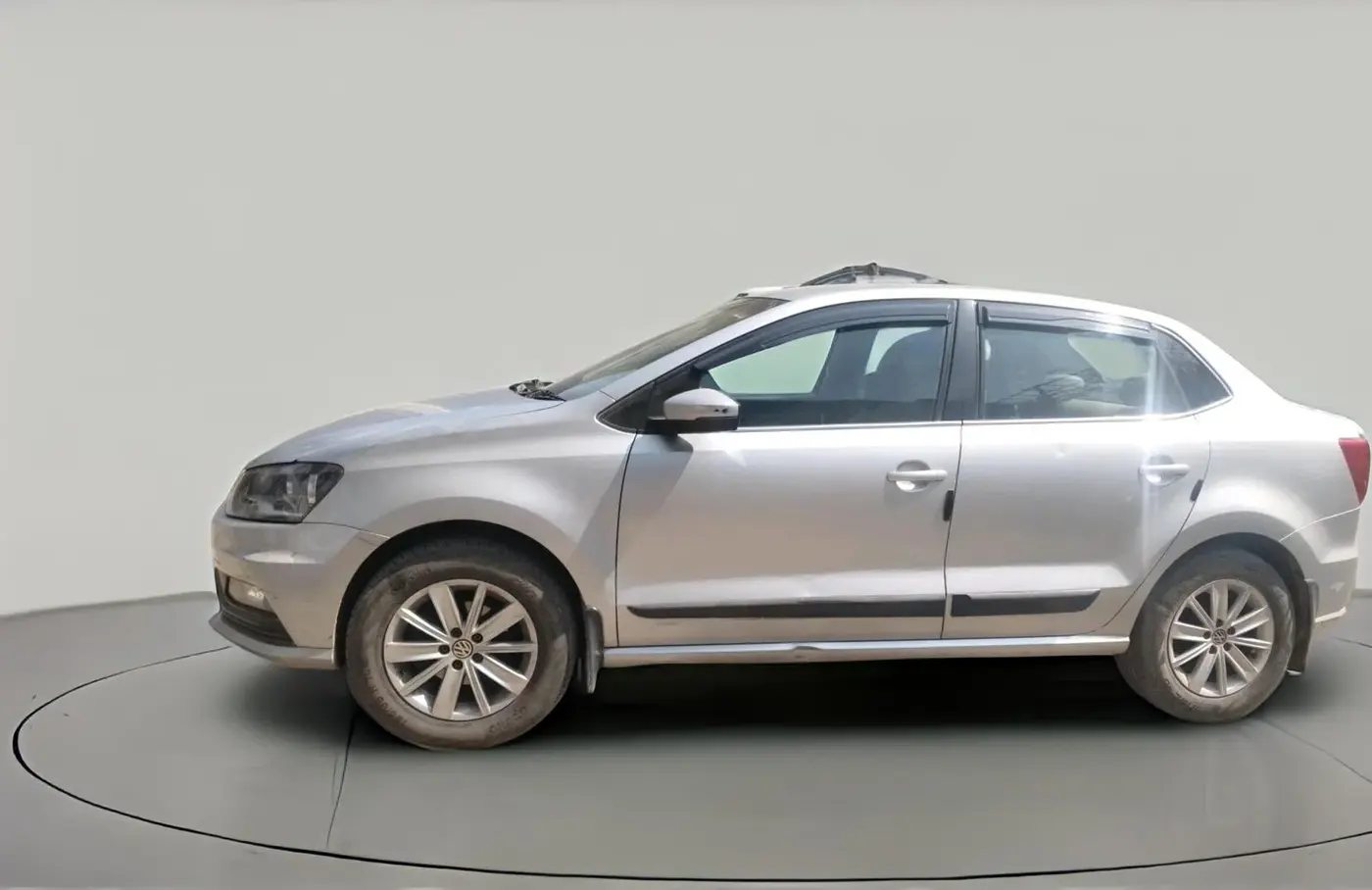 2017 Volkswagen Ameo COMFORTLINE 1.5 AT, Diesel, Automatic, 1,19,850 km, exterior
