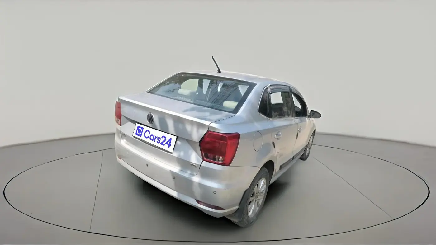 2017 Volkswagen Ameo COMFORTLINE 1.5 AT, Diesel, Automatic, 1,19,850 km, exterior