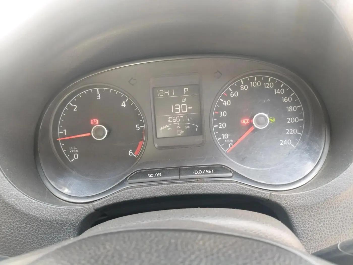 2017 Volkswagen Ameo COMFORTLINE 1.5 AT, Diesel, Automatic, 1,19,850 km, interior