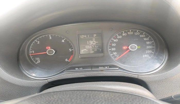 2017 Volkswagen Ameo COMFORTLINE 1.5 AT, Diesel, Automatic, 1,19,850 km, interior