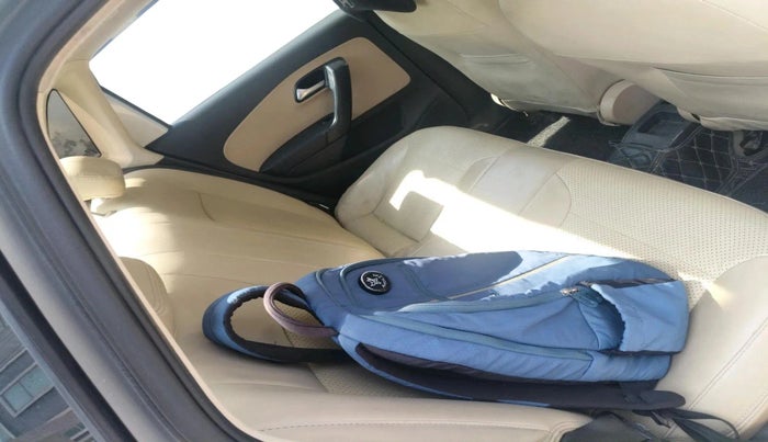 2017 Volkswagen Ameo COMFORTLINE 1.5 AT, Diesel, Automatic, 1,19,850 km, interior