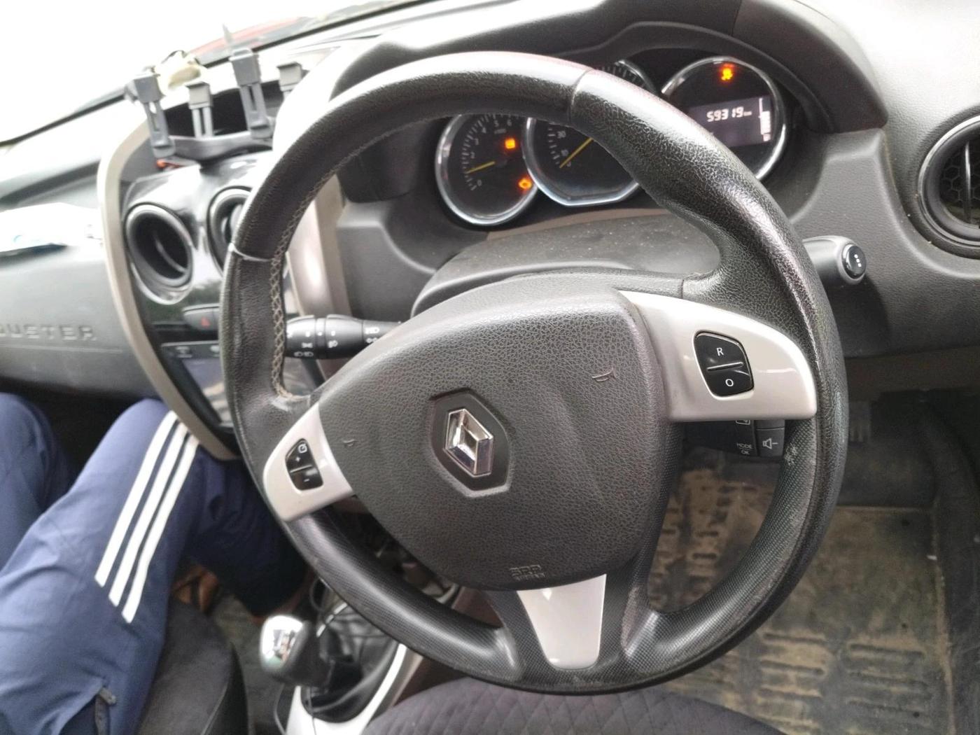 2017 Renault Duster 110 PS RXZ 4X2 AMT DIESEL, Diesel, Automatic, 59,319 km, interior