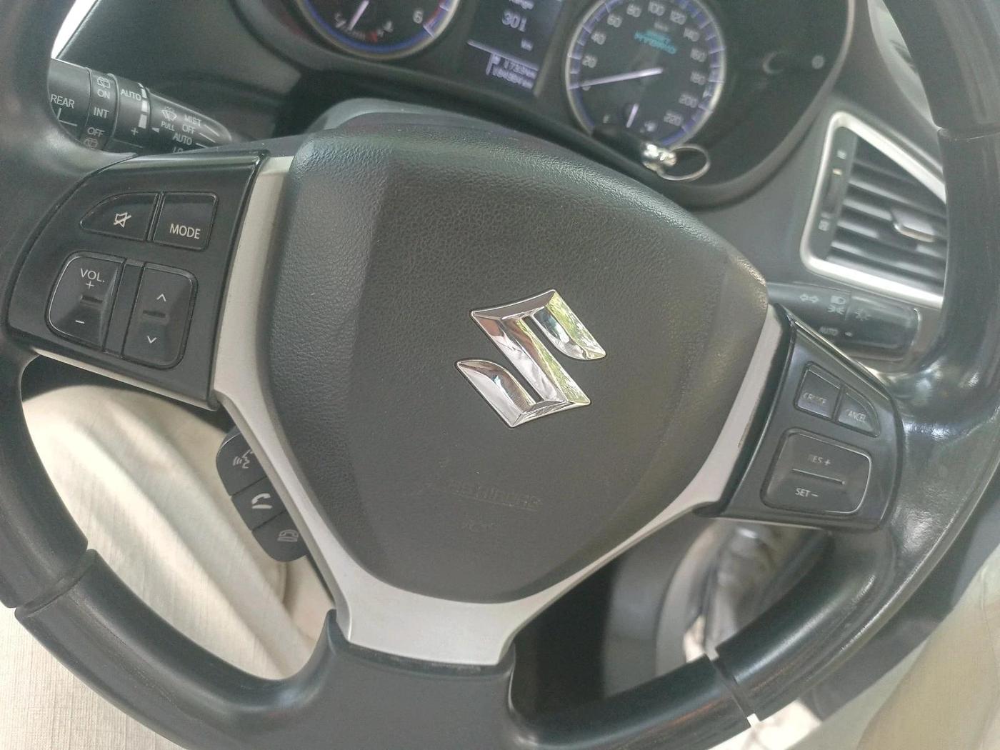 2017 Maruti S Cross ALPHA 1.3, Diesel, Manual, 1,84,984 km, interior