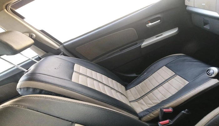 2013 Maruti Wagon R 1.0 LXI CNG, CNG, Manual, 1,13,621 km, interior