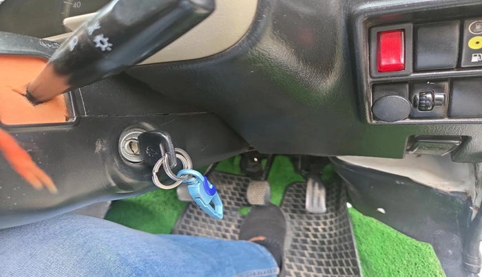 2017 Maruti Eeco 5 STR WITH A/C+HTR CNG, CNG, Manual, 3,66,907 km, interior