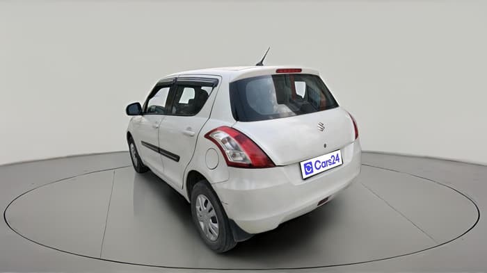 2017 Maruti Swift VXI, CNG, Manual, 87,242 km, exterior