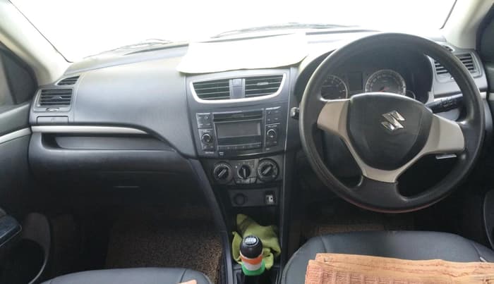 2017 Maruti Swift VXI, CNG, Manual, 87,242 km, interior