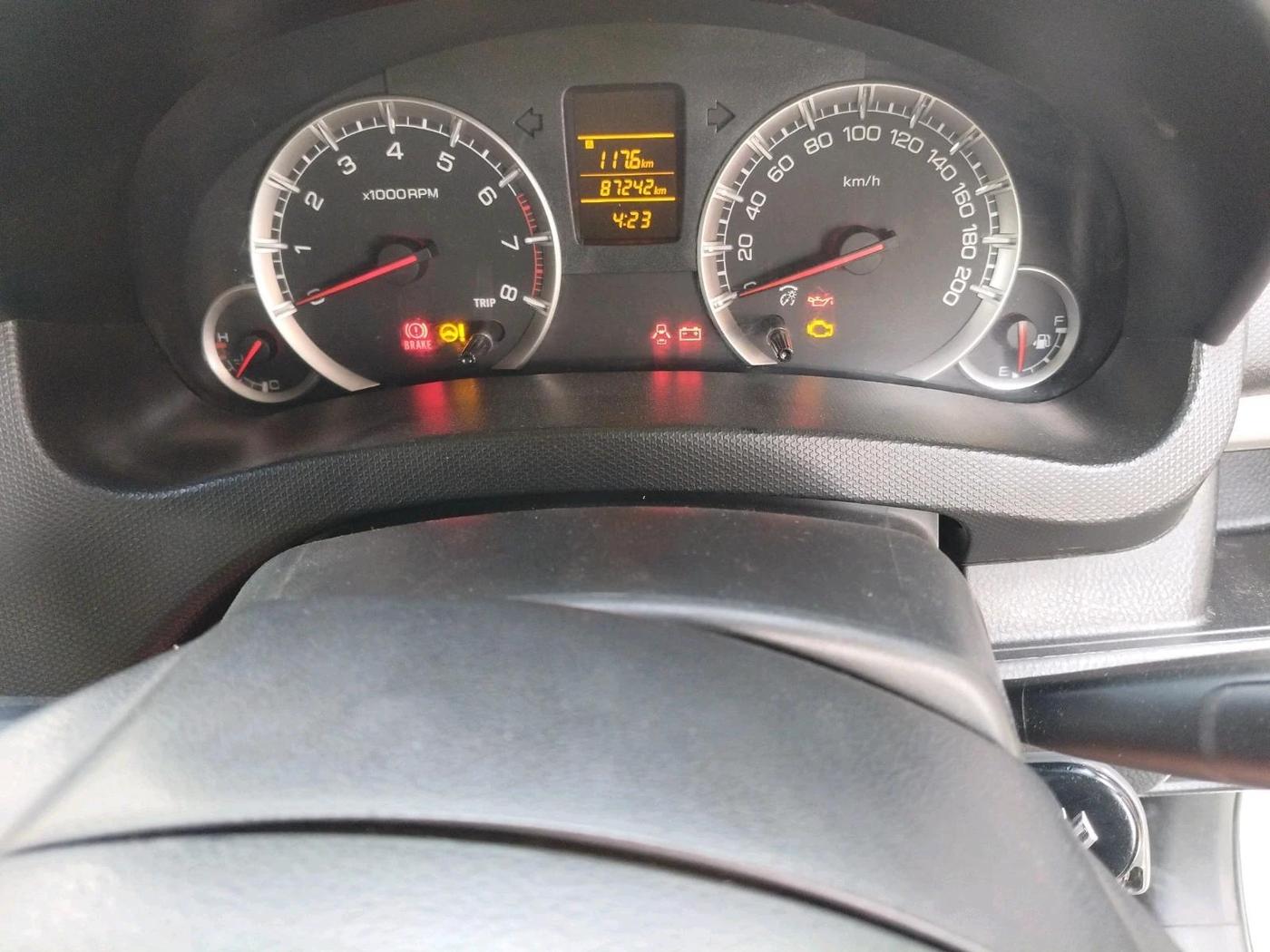 2017 Maruti Swift VXI, CNG, Manual, 87,242 km, interior