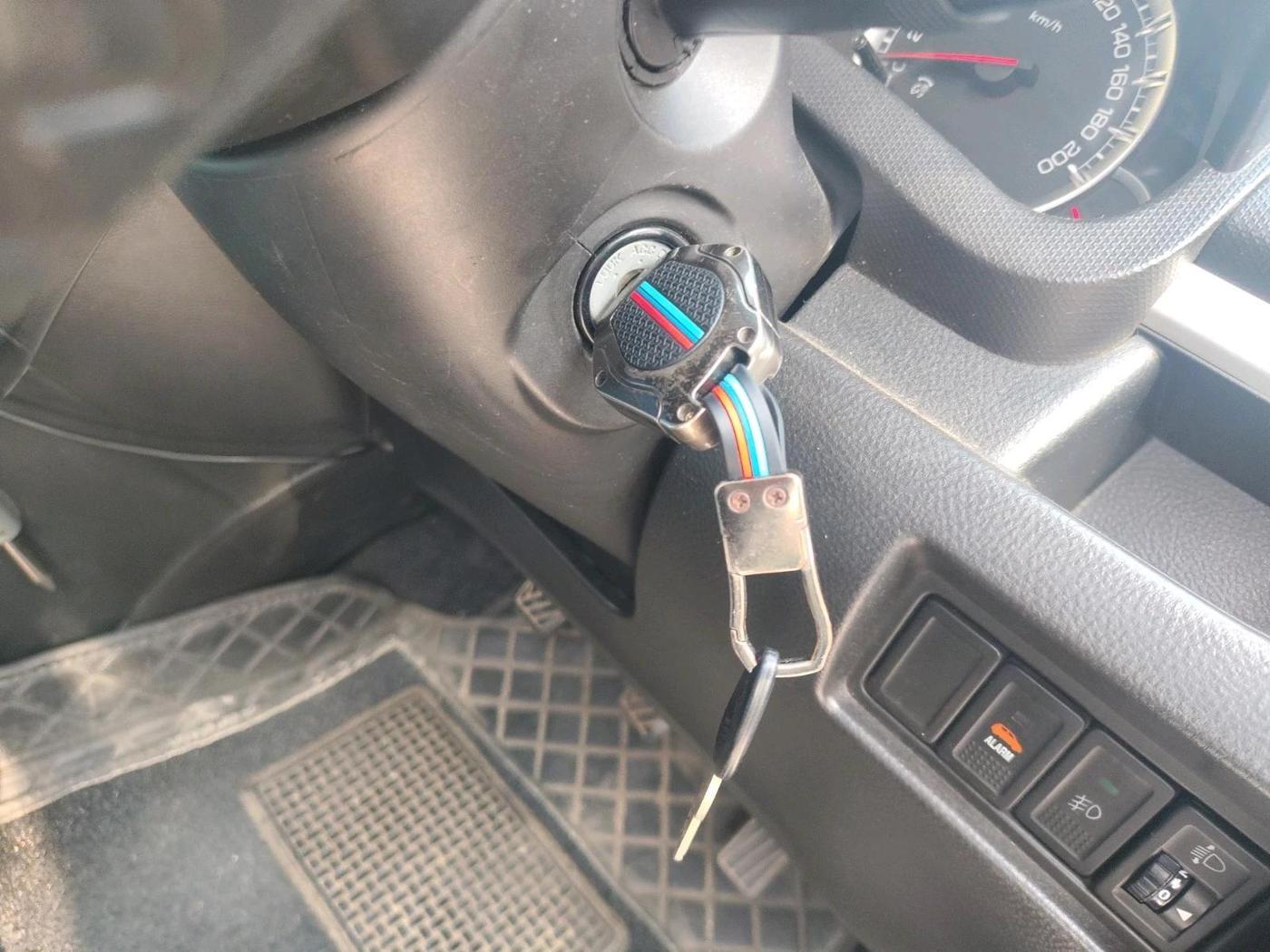 2014 Maruti Swift VXI, Petrol, Manual, 95,347 km, interior