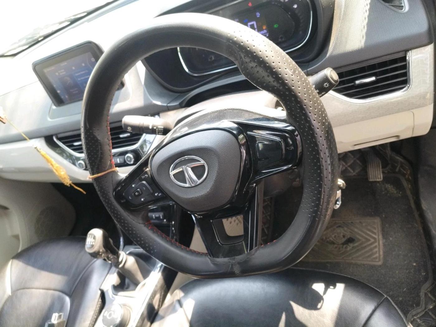 2020 Tata NEXON XZ PETROL, Petrol, Manual, 68,202 km, interior