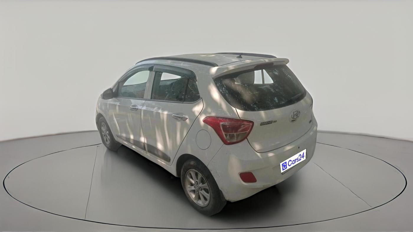 2015 Hyundai Grand i10 ASTA AT 1.2 KAPPA VTVT, CNG, Automatic, 93,916 km, exterior