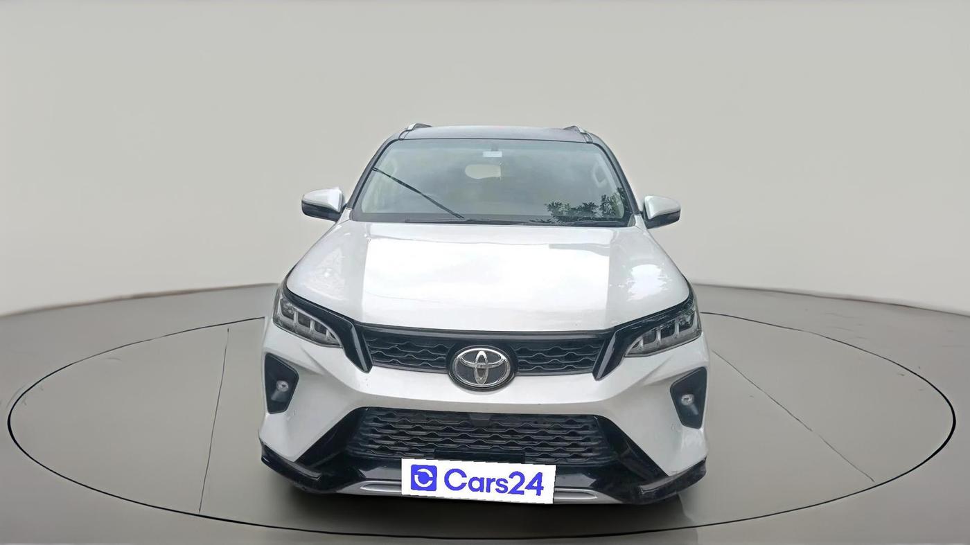 2023 Toyota Fortuner 4X2 AT 2.8 LEGENDER, Diesel, Automatic, 35,494 km, exterior