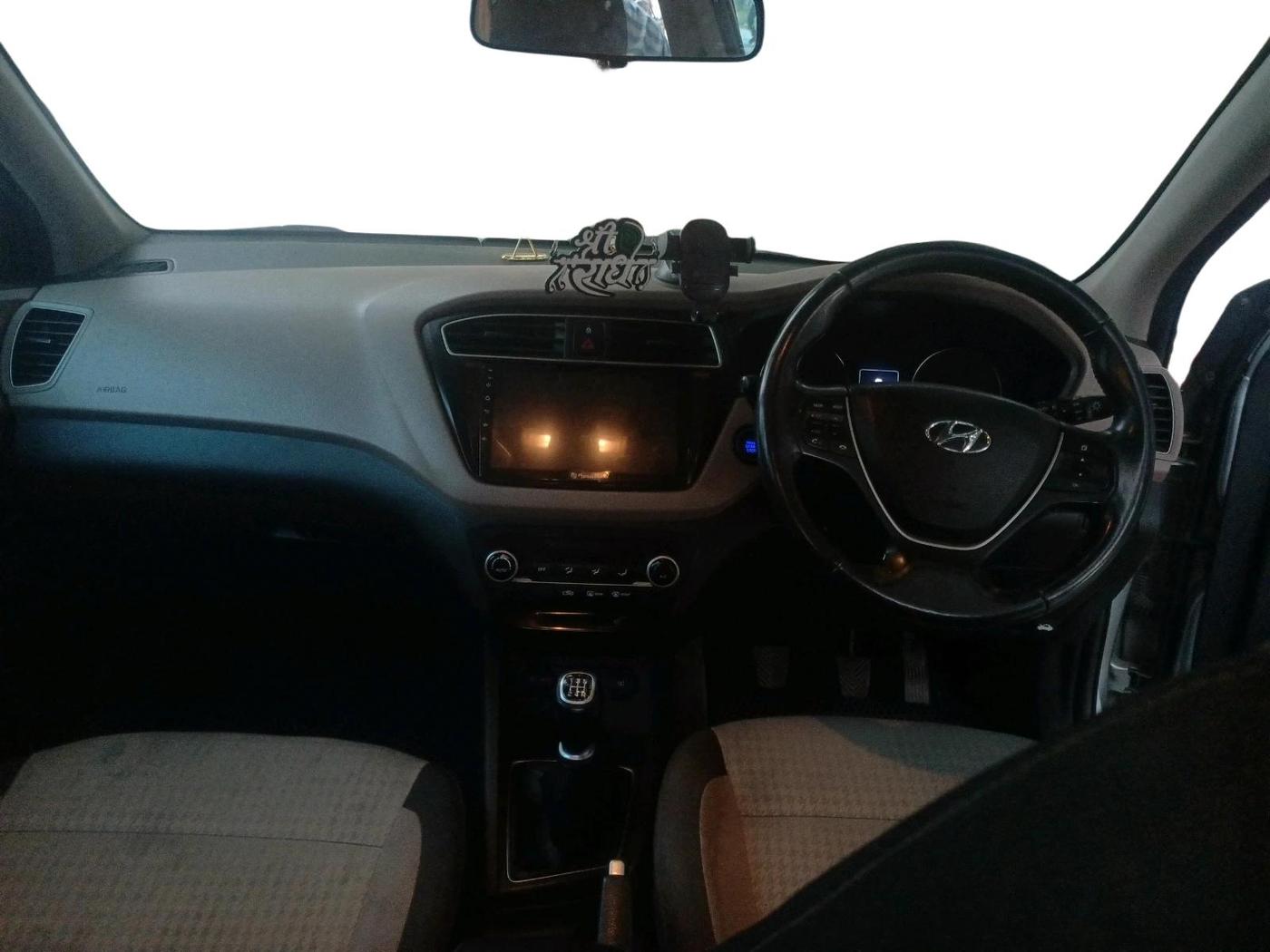 2019 Hyundai Elite i20 ASTA 1.2 (O), Petrol, Manual, 56,208 km, interior
