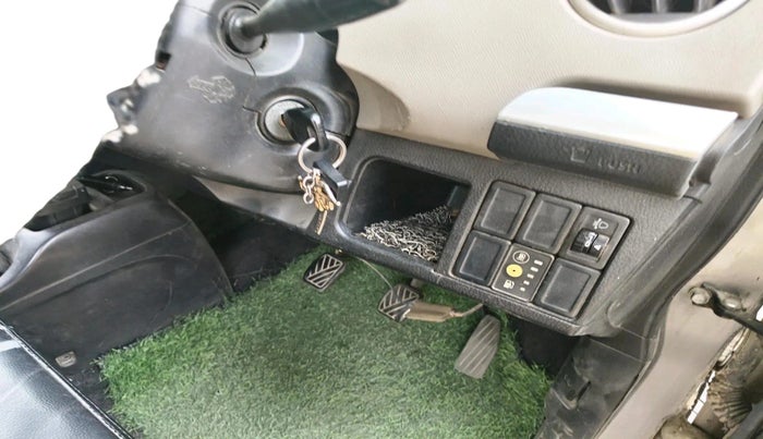 2014 Maruti Wagon R 1.0 LXI CNG, CNG, Manual, 1,56,464 km, interior