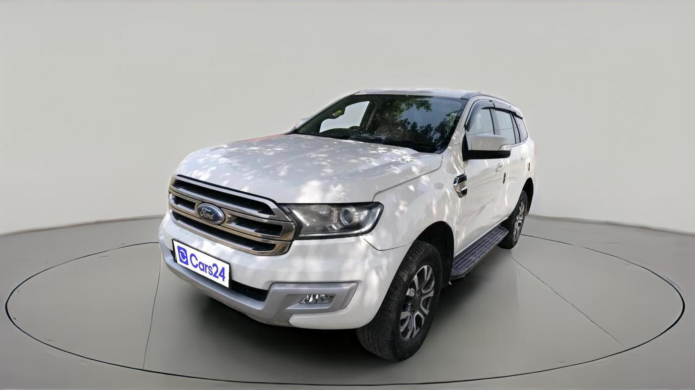 2017 Ford Endeavour TREND 2.2 4X2 AT, Diesel, Automatic, 1,47,092 km, exterior