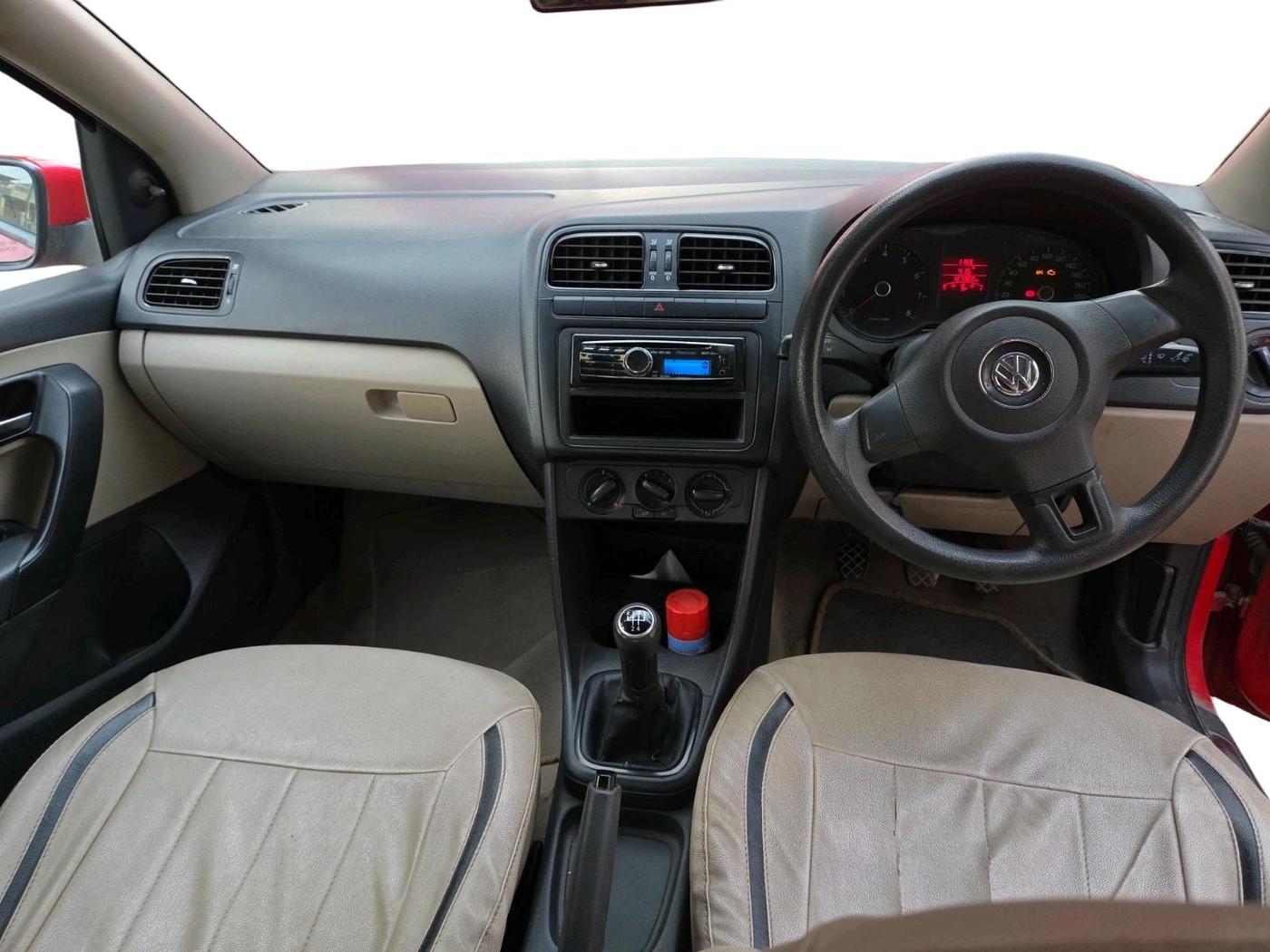 2011 Volkswagen Polo TRENDLINE 1.2L PETROL, Petrol, Manual, 1,27,329 km, interior