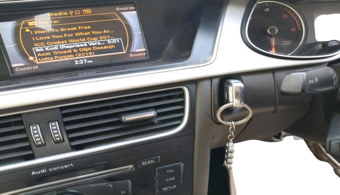 2015 Audi A4 35 TDI PREMIUM PLUS SUNROOF, Diesel, Automatic, 1,00,072 km, interior