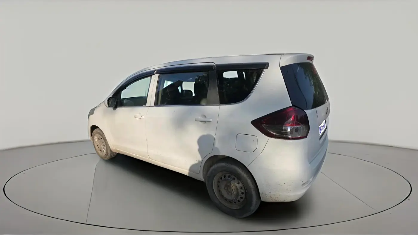 2013 Maruti Ertiga LXI, CNG, Manual, 1,21,723 km, exterior