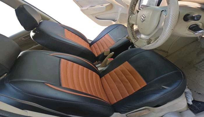 2013 Maruti Ertiga LXI, CNG, Manual, 1,21,723 km, interior