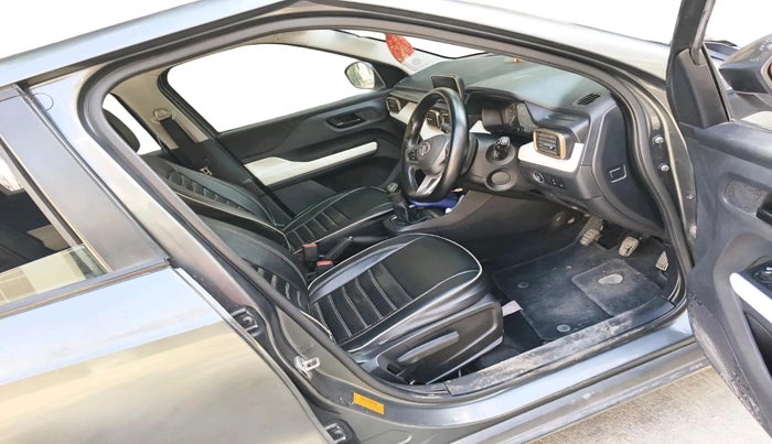 2022 Tata PUNCH ACCOMPLISHED MT, Petrol, Manual, 44,327 km, interior