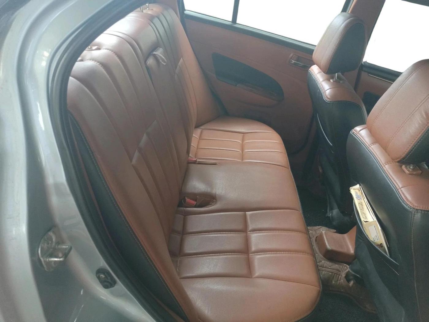 2013 Maruti Swift Dzire VXI, Petrol, Manual, 1,26,740 km, interior