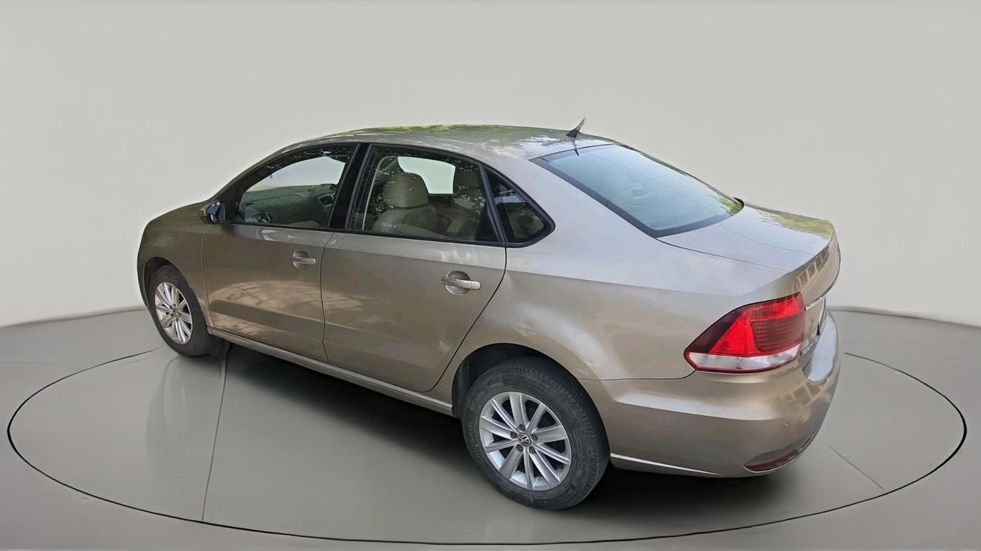 2016 Volkswagen Vento HIGHLINE 1.6 MPI, Petrol, Manual, 29,513 km, exterior