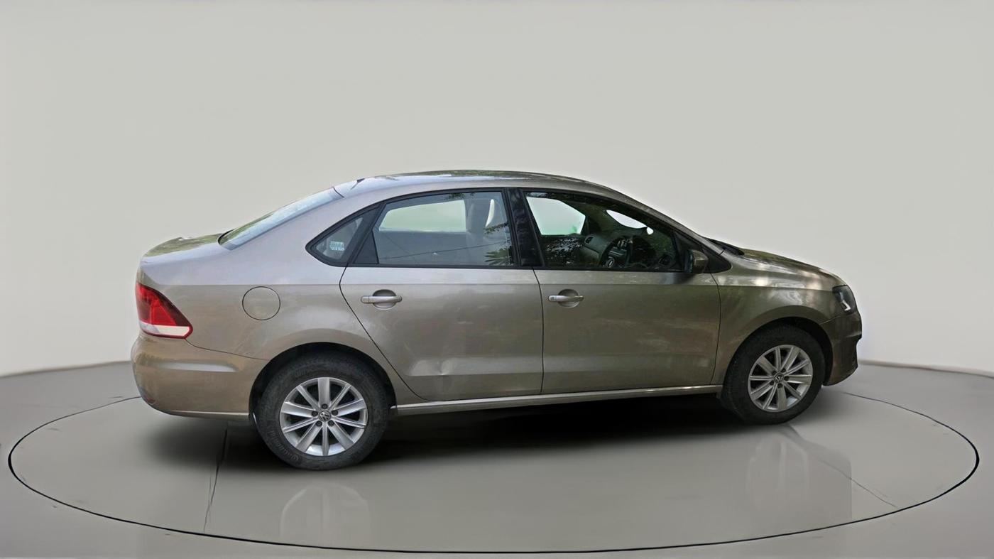 2016 Volkswagen Vento HIGHLINE 1.6 MPI, Petrol, Manual, 29,513 km, exterior