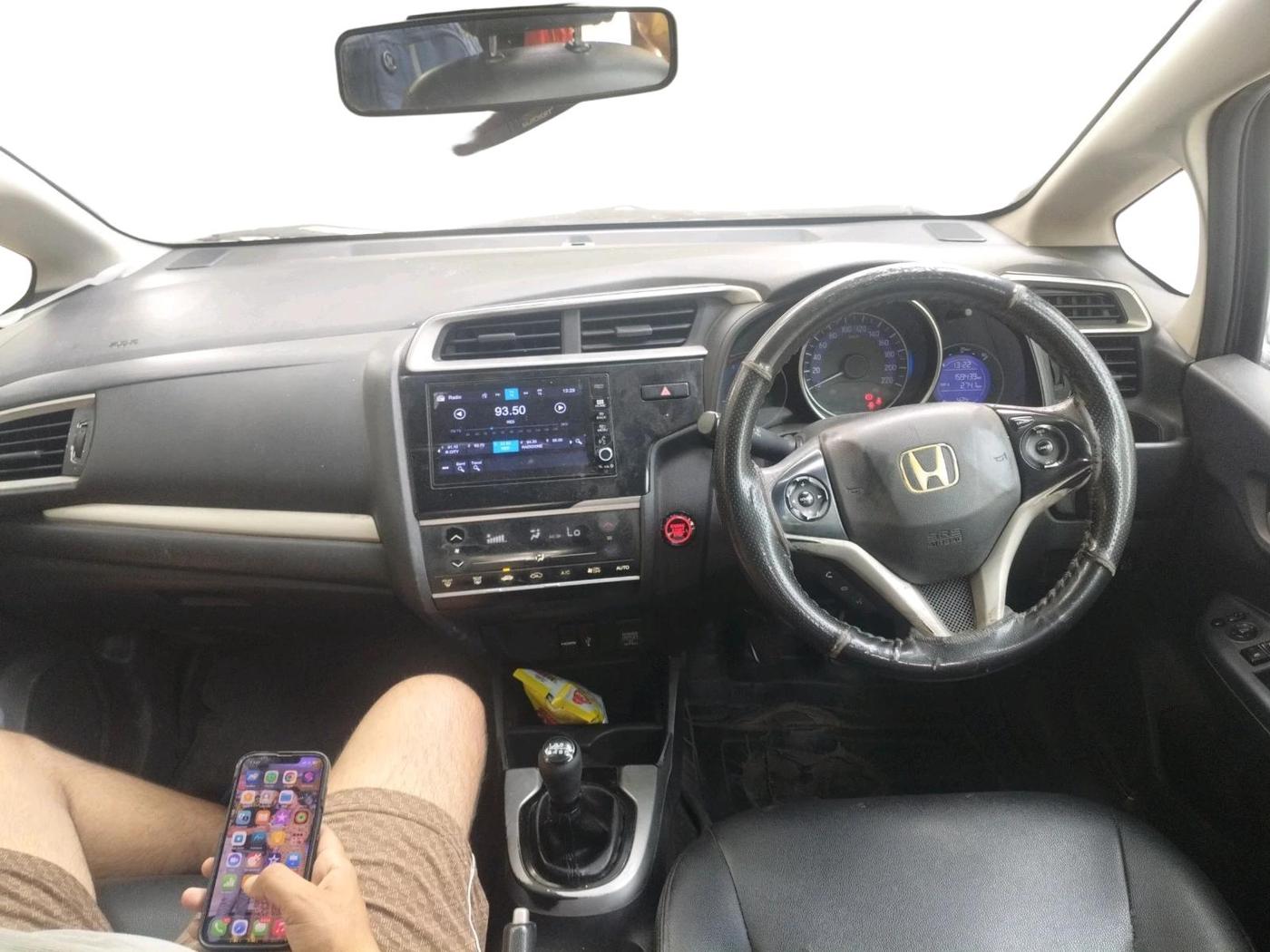 2017 Honda WR-V 1.5L I-DTEC VX MT, Diesel, Manual, 1,59,439 km, interior