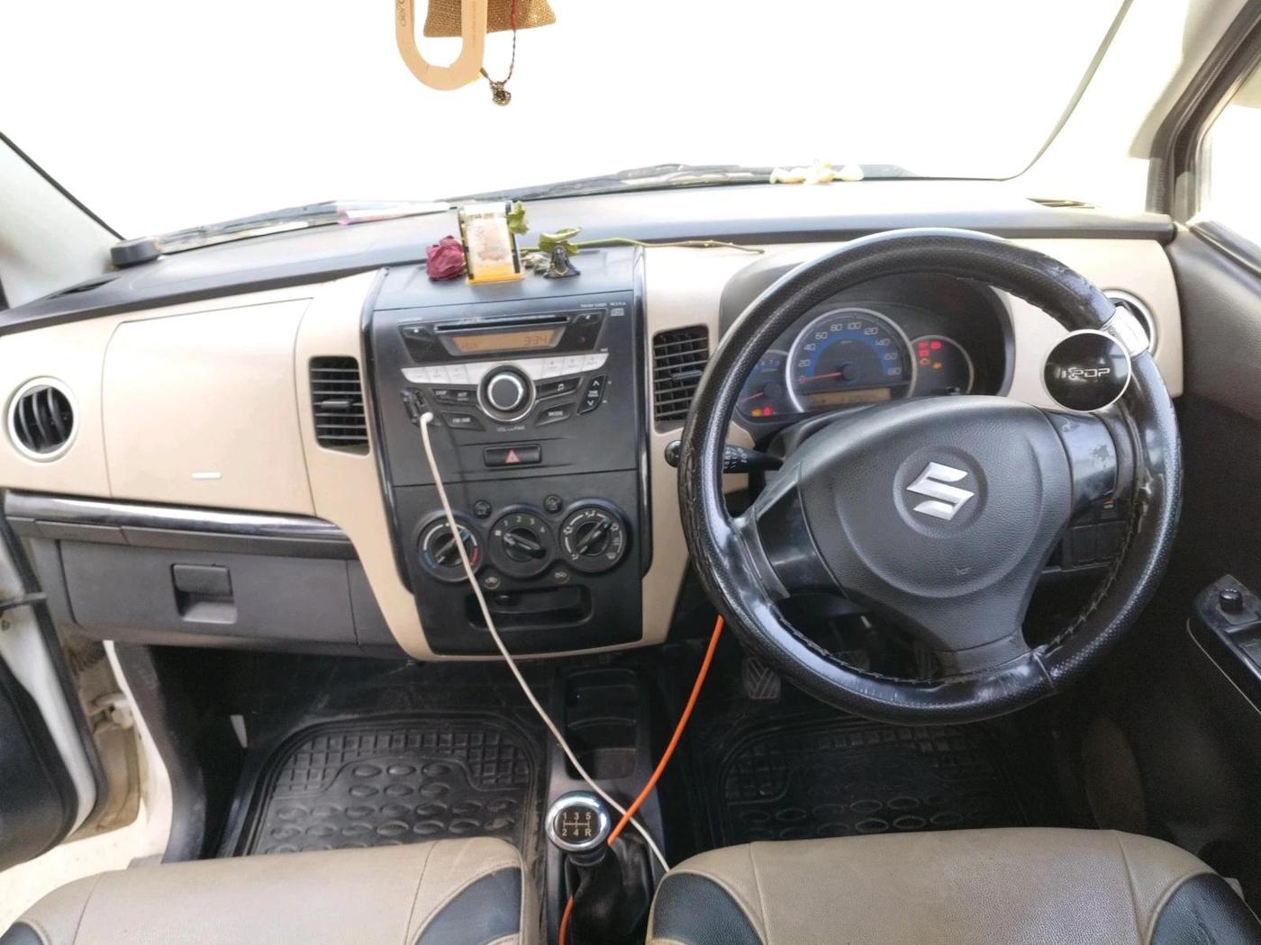 2018 Maruti Wagon R 1.0 VXI, Petrol, Manual, 1,13,422 km, interior