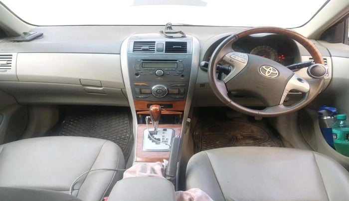2011 Toyota Corolla Altis VL AT PETROL, Petrol, Automatic, 1,96,112 km, interior