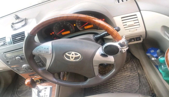 2011 Toyota Corolla Altis VL AT PETROL, Petrol, Automatic, 1,96,112 km, interior