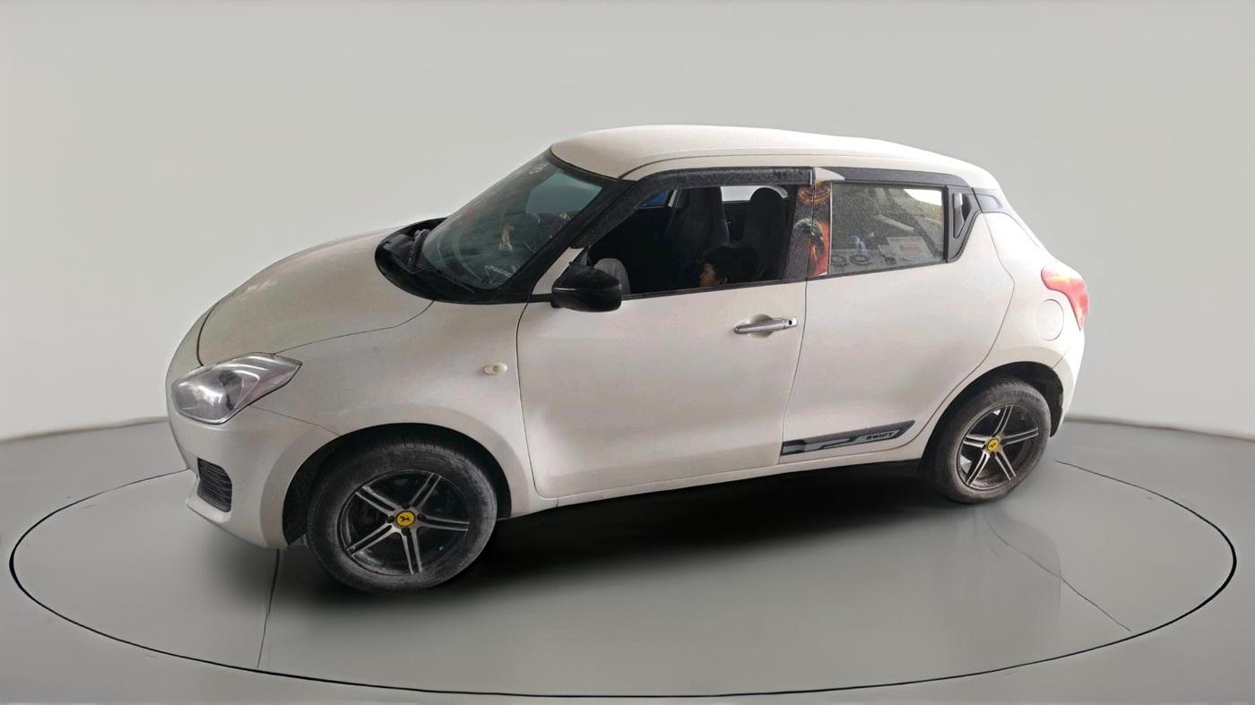 2021 Maruti Swift LXI, Petrol, Manual, 24,076 km, exterior