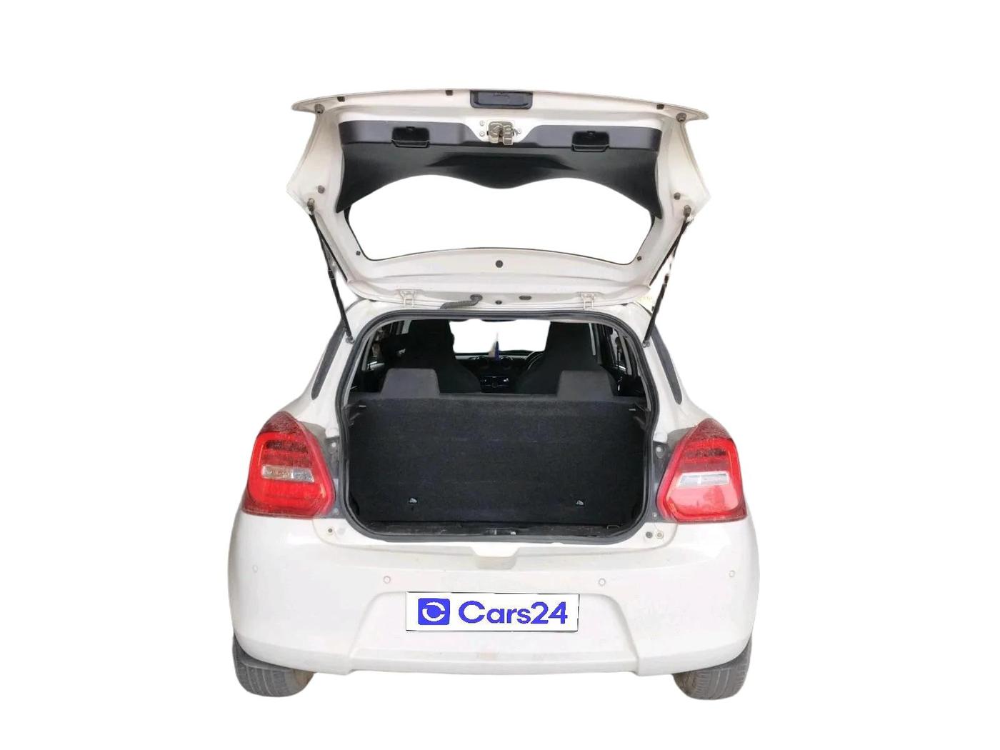 2021 Maruti Swift LXI, Petrol, Manual, 24,076 km, exterior