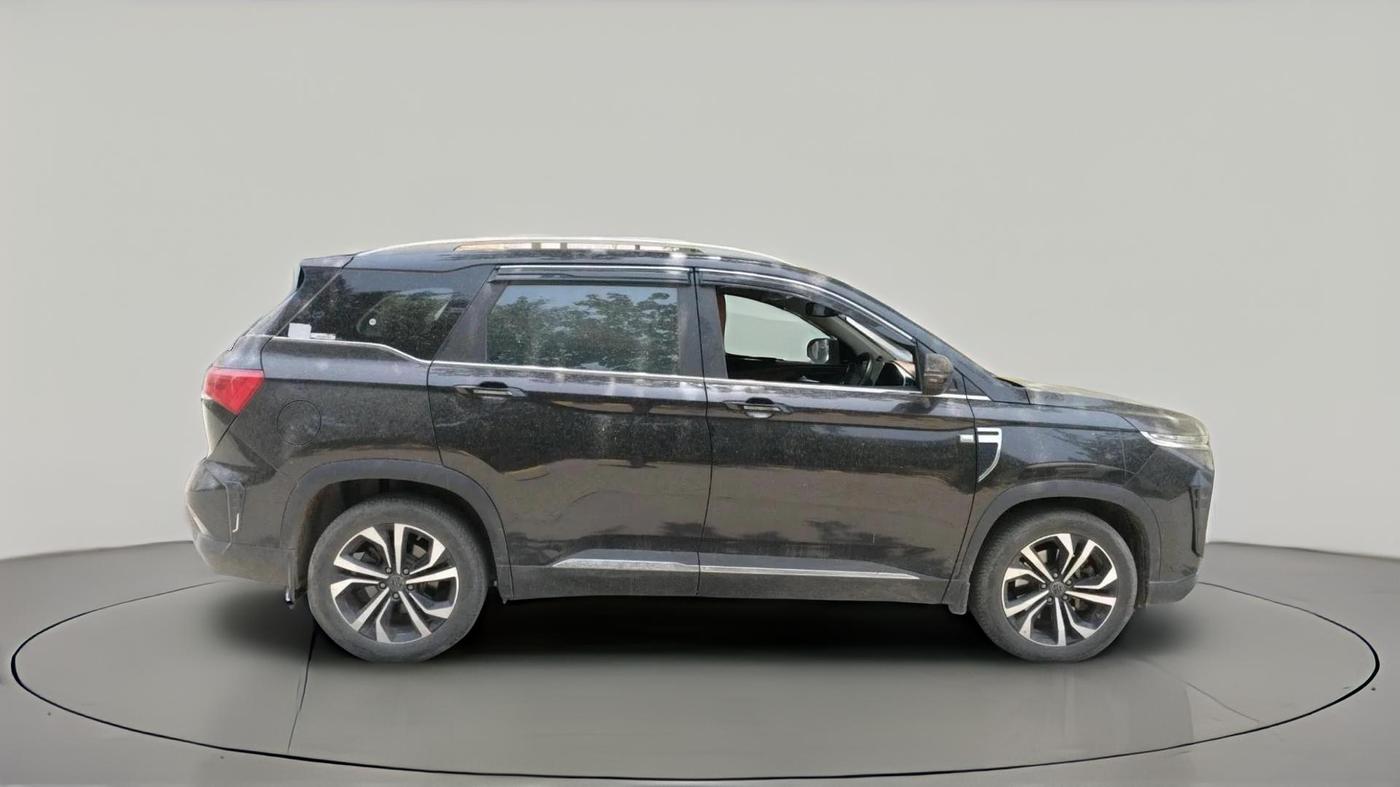 2025 MG HECTOR PLUS SAVVY PRO 1.5 TURBO CVT 7 STR, Petrol, Automatic, 22,611 km, exterior