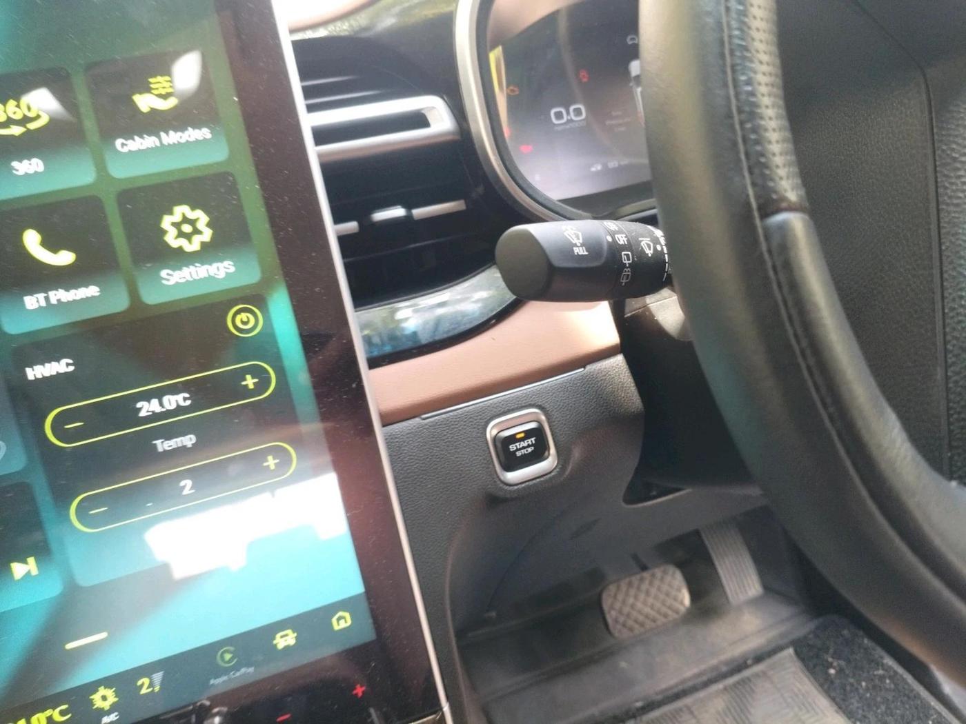 2025 MG HECTOR PLUS SAVVY PRO 1.5 TURBO CVT 7 STR, Petrol, Automatic, 22,611 km, interior