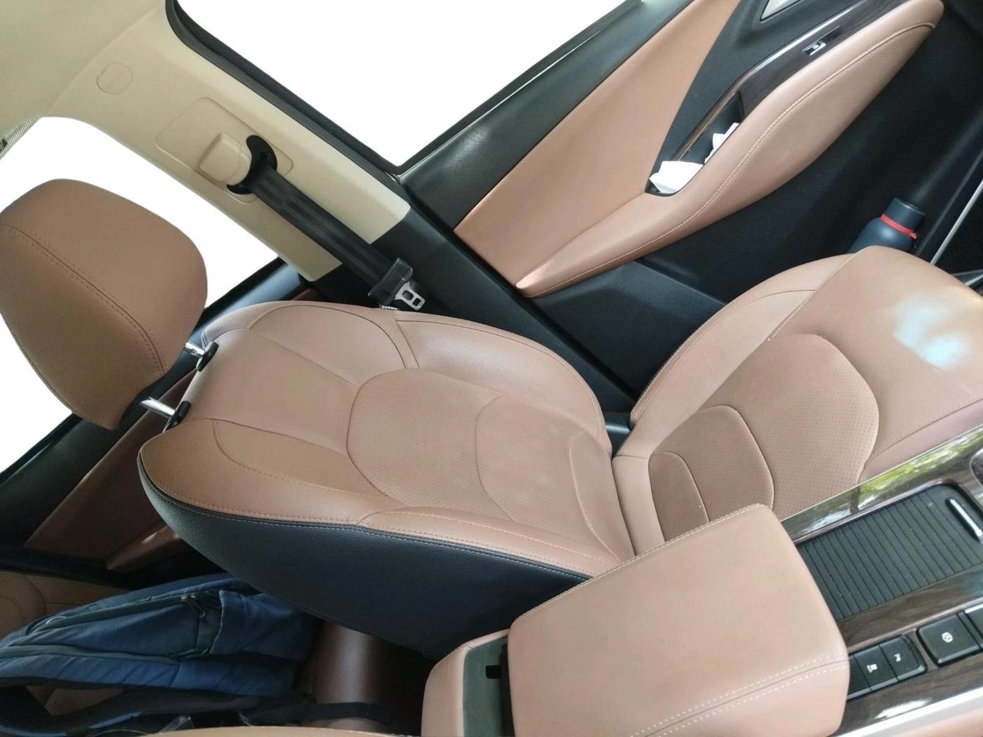 2025 MG HECTOR PLUS SAVVY PRO 1.5 TURBO CVT 7 STR, Petrol, Automatic, 22,611 km, interior