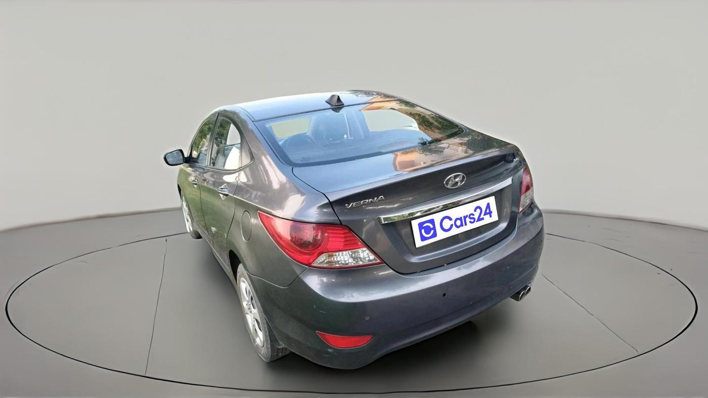 2014 Hyundai Verna FLUIDIC 1.6 VTVT EX, Petrol, Manual, 72,300 km, exterior