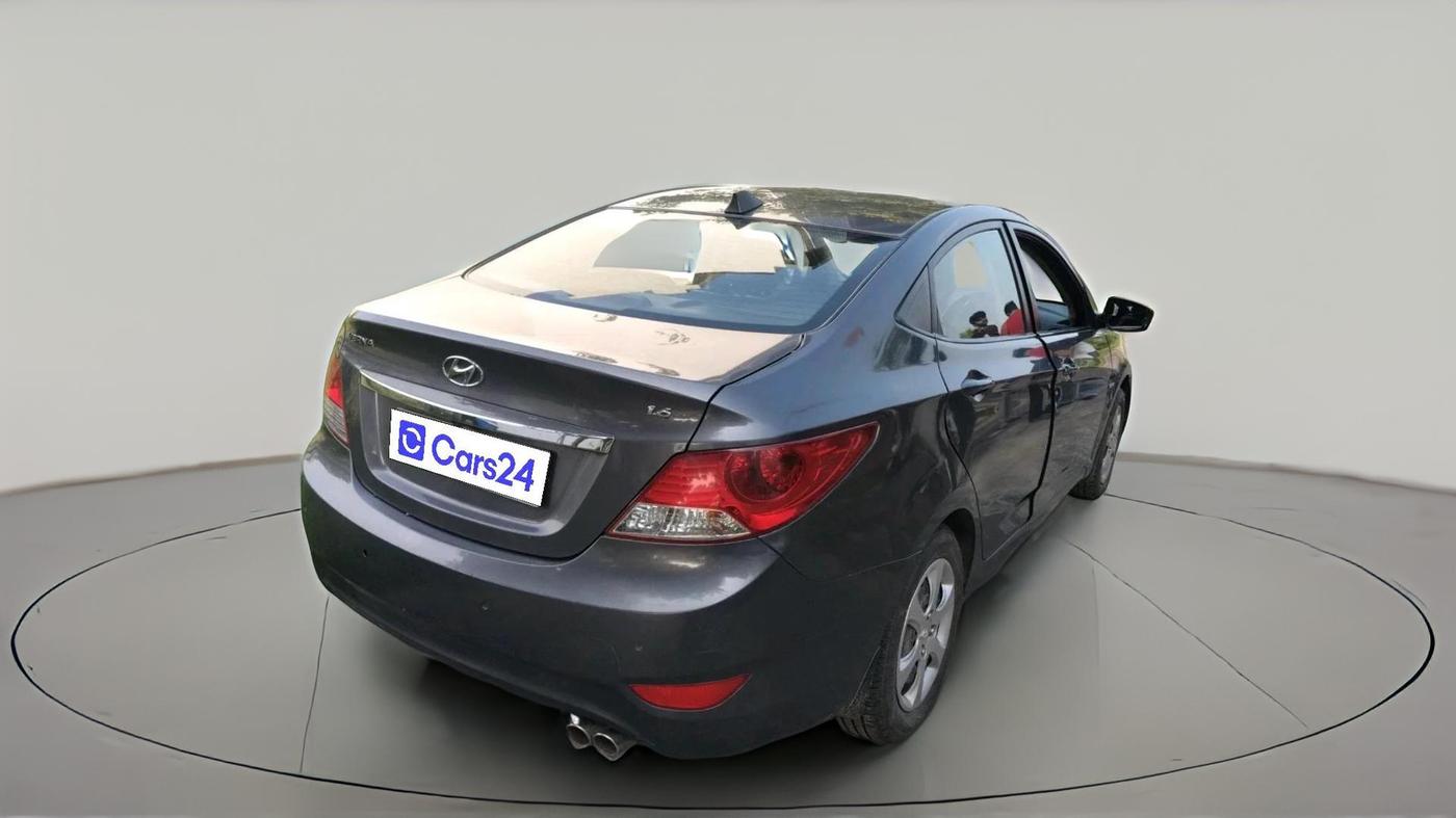 2014 Hyundai Verna FLUIDIC 1.6 VTVT EX, Petrol, Manual, 72,300 km, exterior