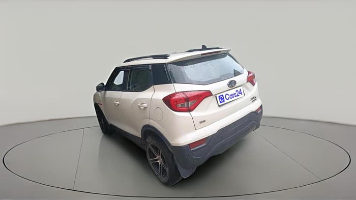 2019 Mahindra XUV300 W6 1.5 DIESEL, Diesel, Manual, 1,63,981 km, exterior