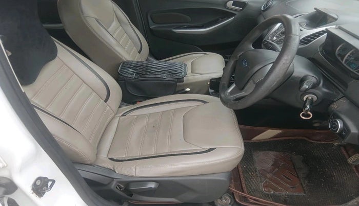 2016 Ford New Figo TITANIUM 1.2 PETROL MT, Petrol, Manual, 92,545 km, interior