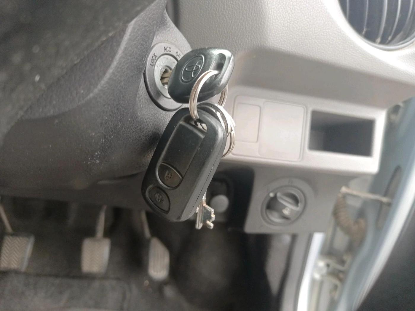 2011 Toyota Etios G, Petrol, Manual, 38,700 km, interior