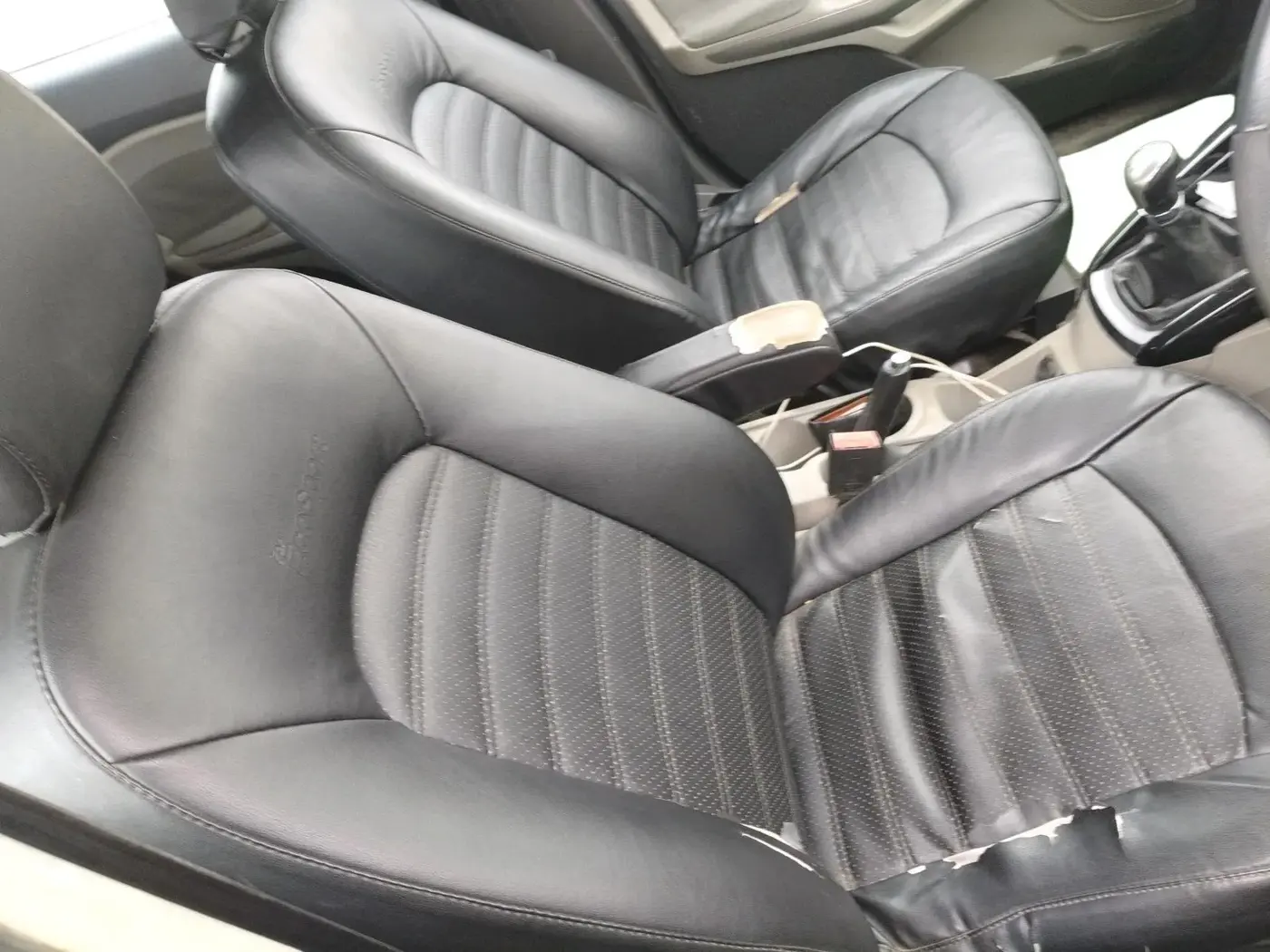 2016 Ford Ecosport TITANIUM 1.5L DIESEL, Diesel, Manual, 1,57,363 km, interior