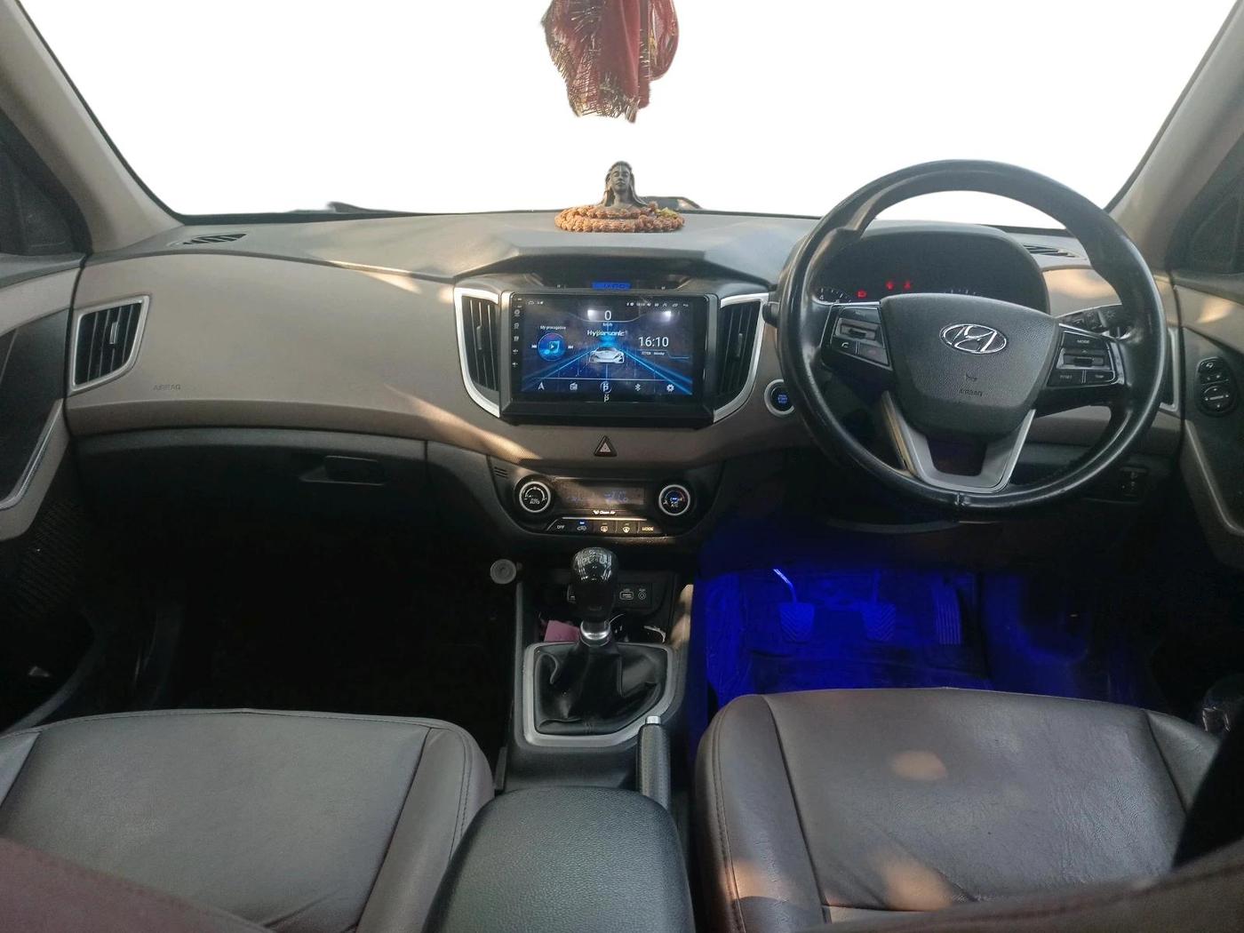 2017 Hyundai Creta SX PLUS 1.6 PETROL, CNG, Manual, 1,64,674 km, interior