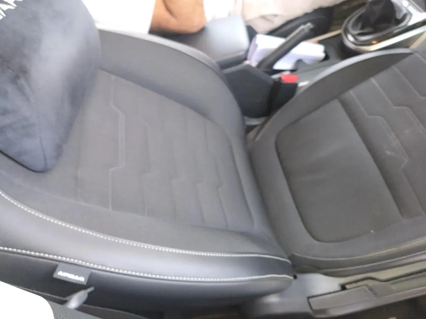 2025 KIA Carens Clavis HTK 1.5 Petrol MT, Petrol, Manual, 13,117 km, interior
