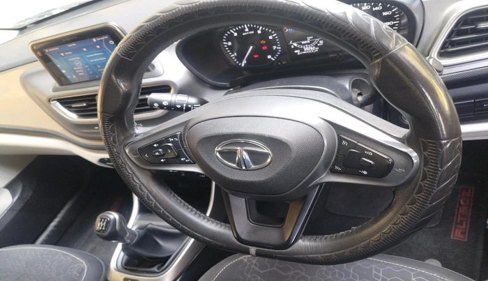2022 Tata ALTROZ XZ PETROL, Petrol, Manual, 39,282 km, interior