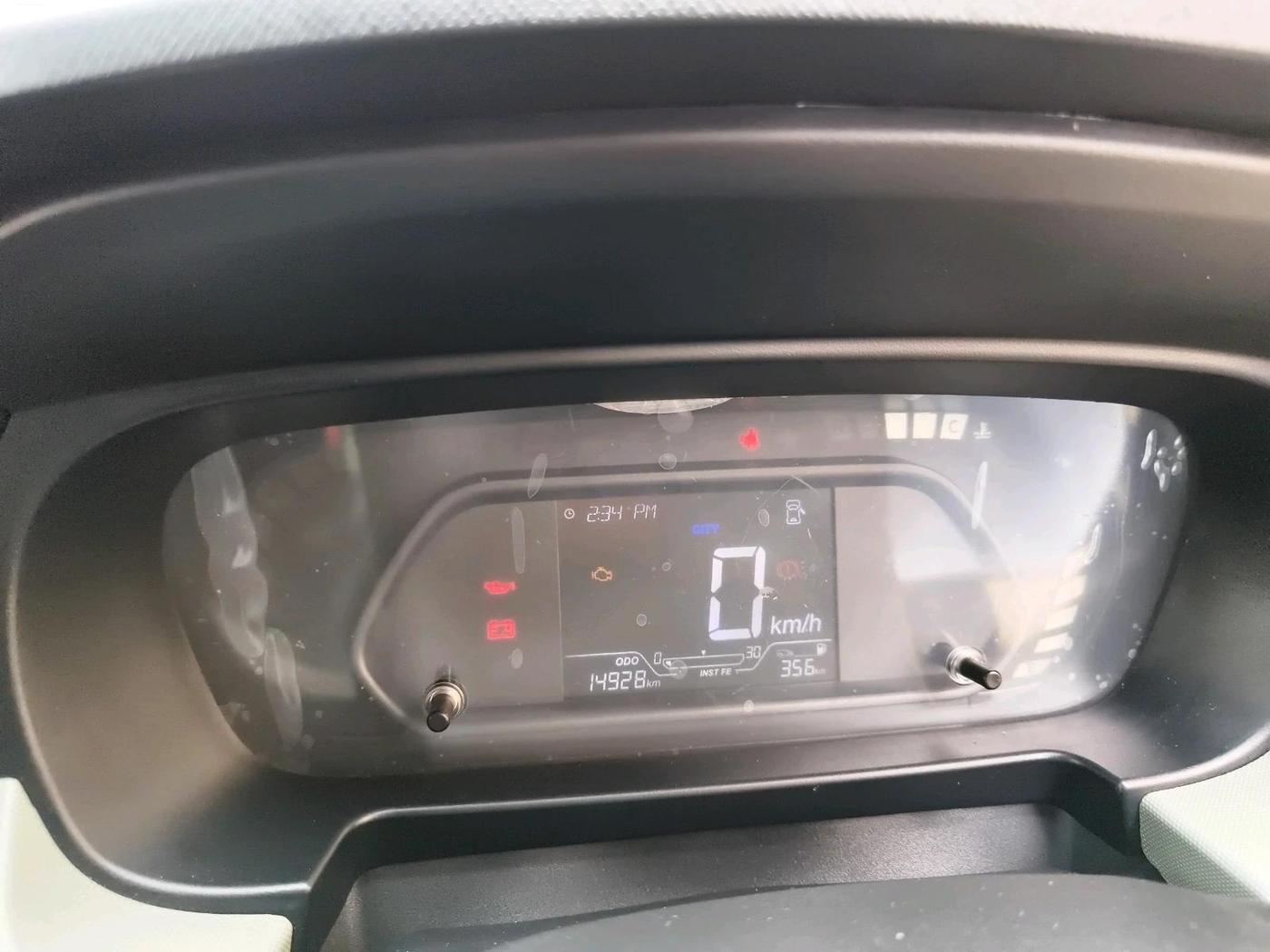 2024 Tata PUNCH ADVENTURE RHYTHM PACK MT, Petrol, Manual, 14,928 km, interior