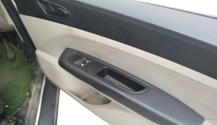 2024 Renault TRIBER RXE MT, CNG, Manual, 1,34,000 km, interior