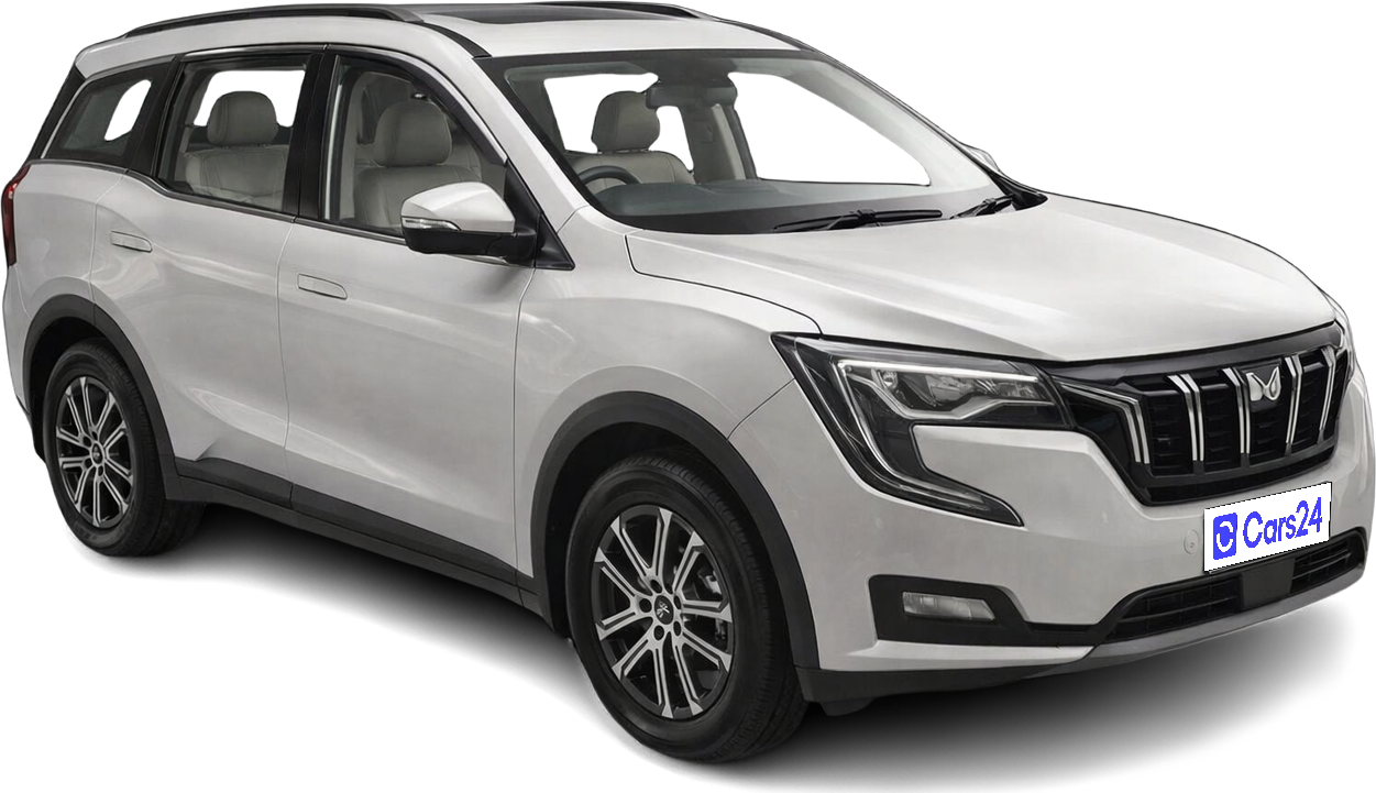 2021 Mahindra XUV700 - SUV - Petrol - Manual - ₹12.75 lakh