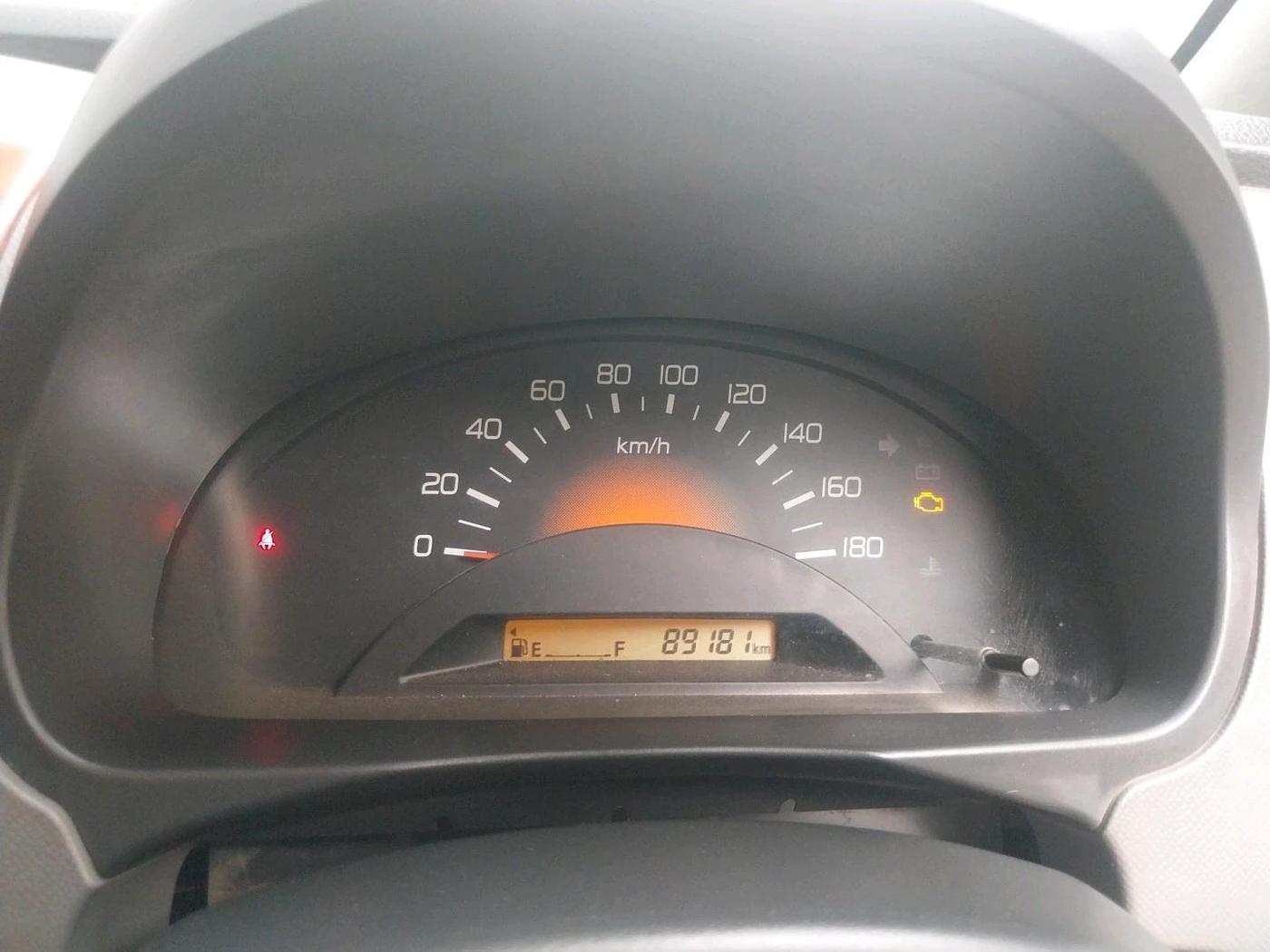 2011 Maruti Wagon R 1.0 LXI, CNG, Manual, 89,181 km, interior