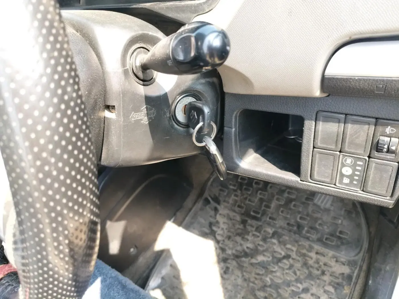 2015 Maruti Wagon R 1.0 LXI CNG, CNG, Manual, 1,07,934 km, interior